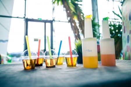 stand bubble tea
