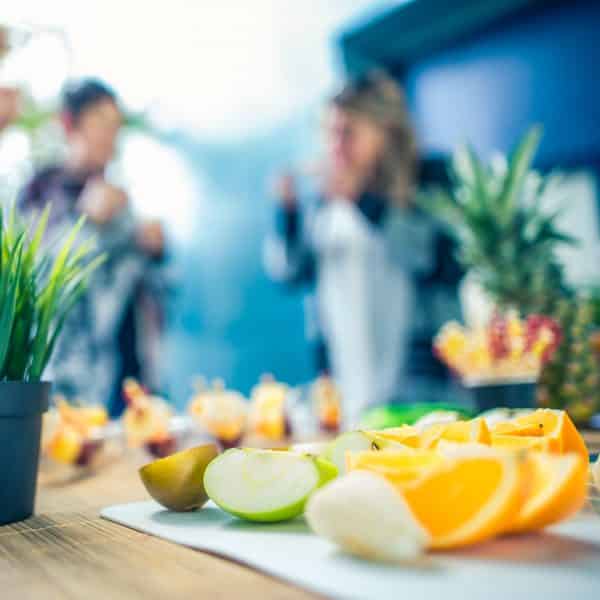 stand pommes et oranges