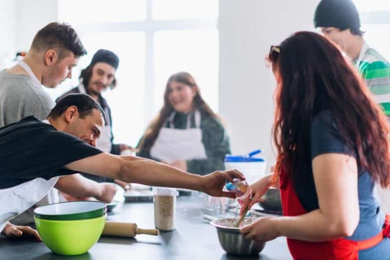 animations cohésion d'équipe atelier de cuisine - animations originales pour renforcer la cohésion au travail